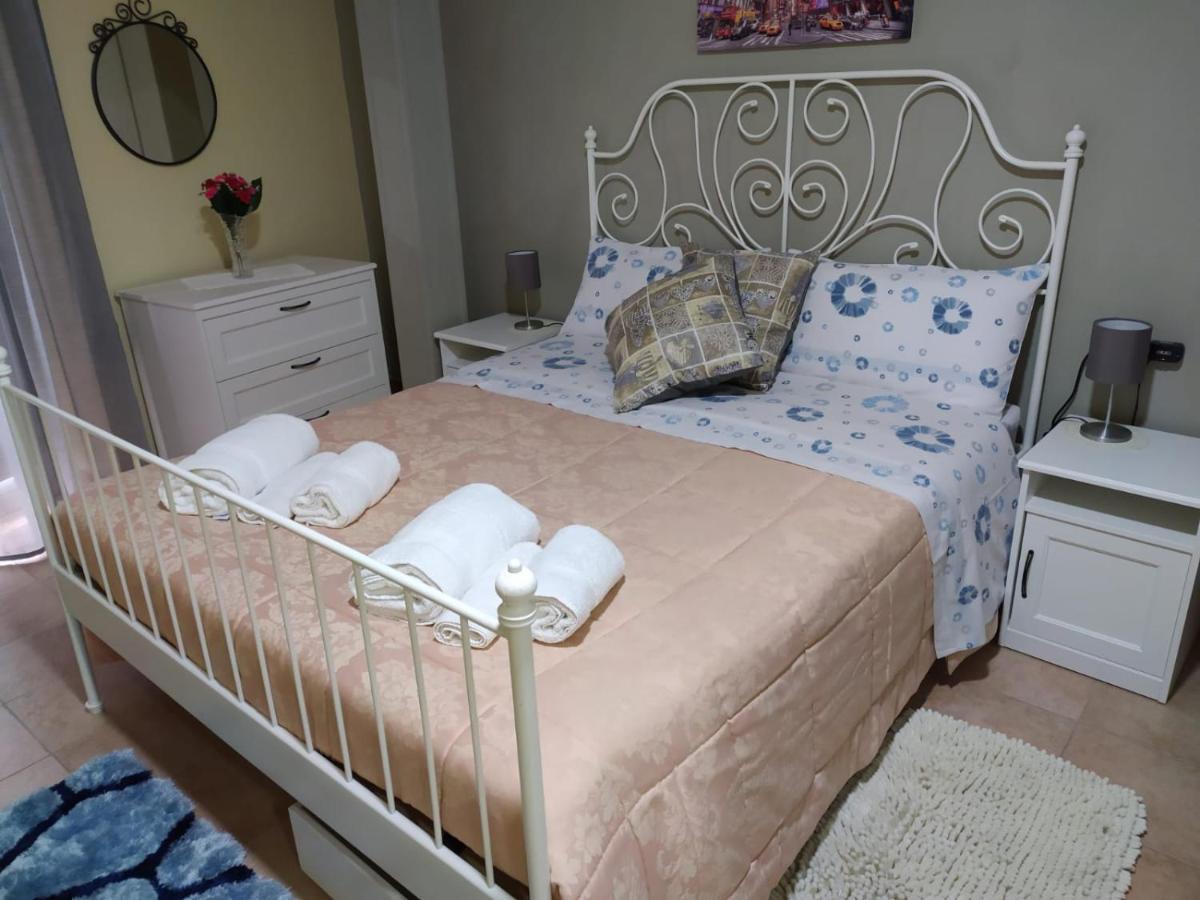 La Torre B&B Avellino Bagian luar foto