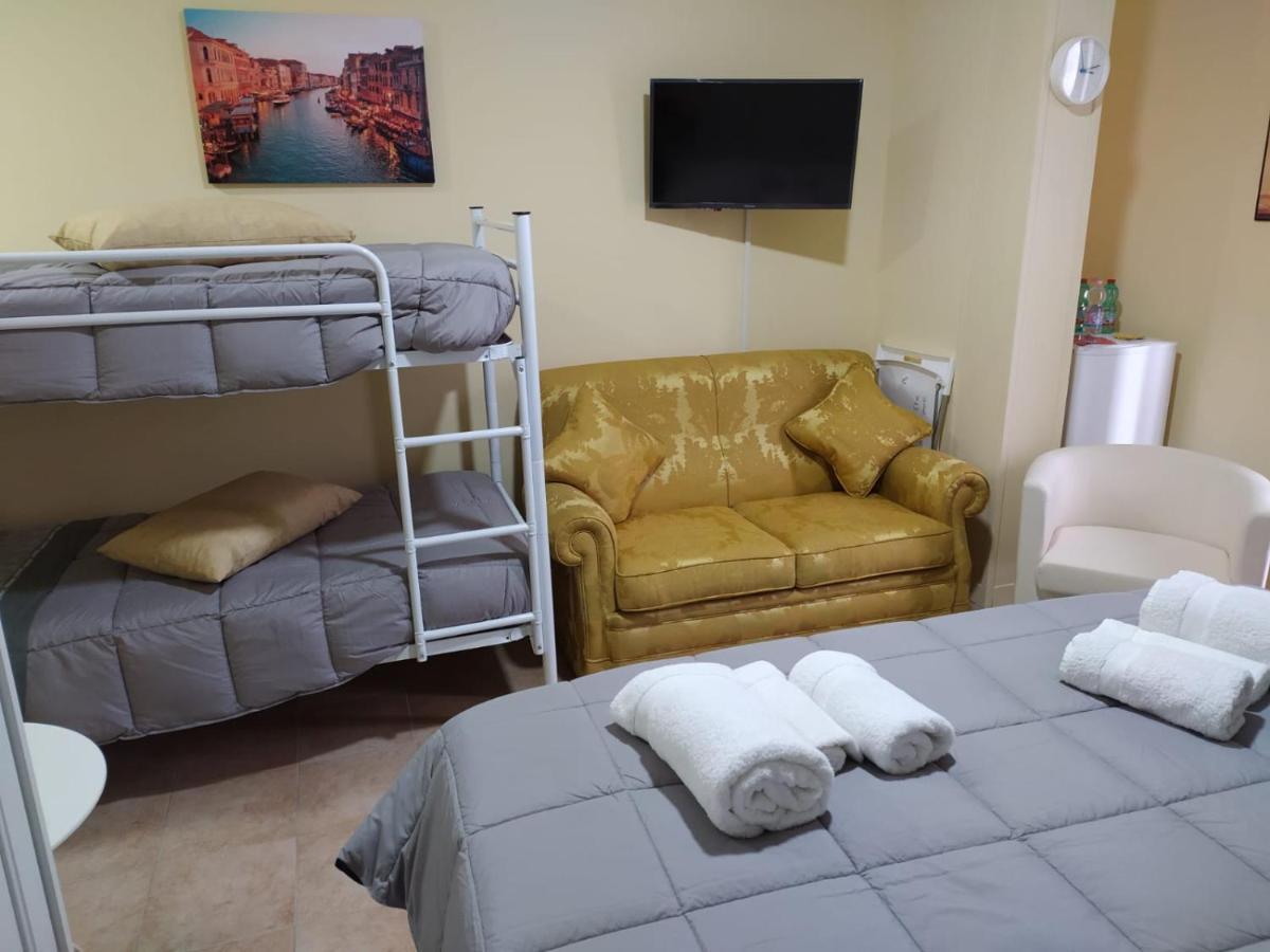 La Torre B&B Avellino Bagian luar foto